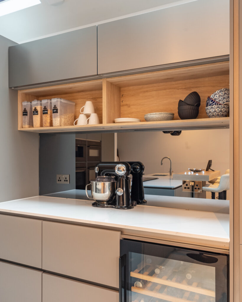 Taupe grey & Sanremo oak accents - Focus - PGK • Premium German Kitchens